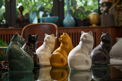 Felix Cat Urn for Ashes - White Matte | Ceramic | Handmade Pet Urn - Pulvis Art Urns
