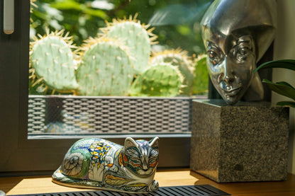 Hand Decorated Cat Urn for Ashes "Dream" - Ceramic | Handmade Pet Urn - Pulvis Art Urns