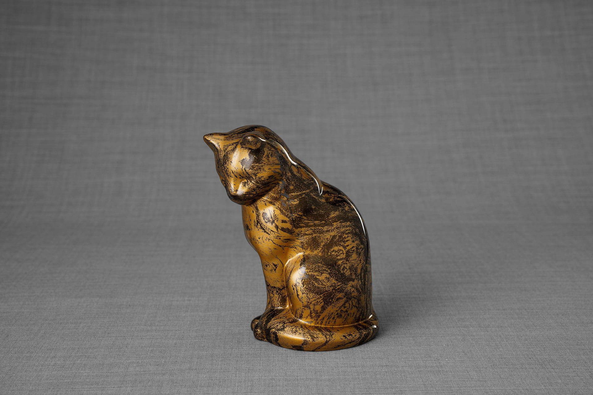 HydroGraphics Mini Pet Urn "Neko - Rusty " - Ceramic | Hydro Dipping - Pulvis Art Urns