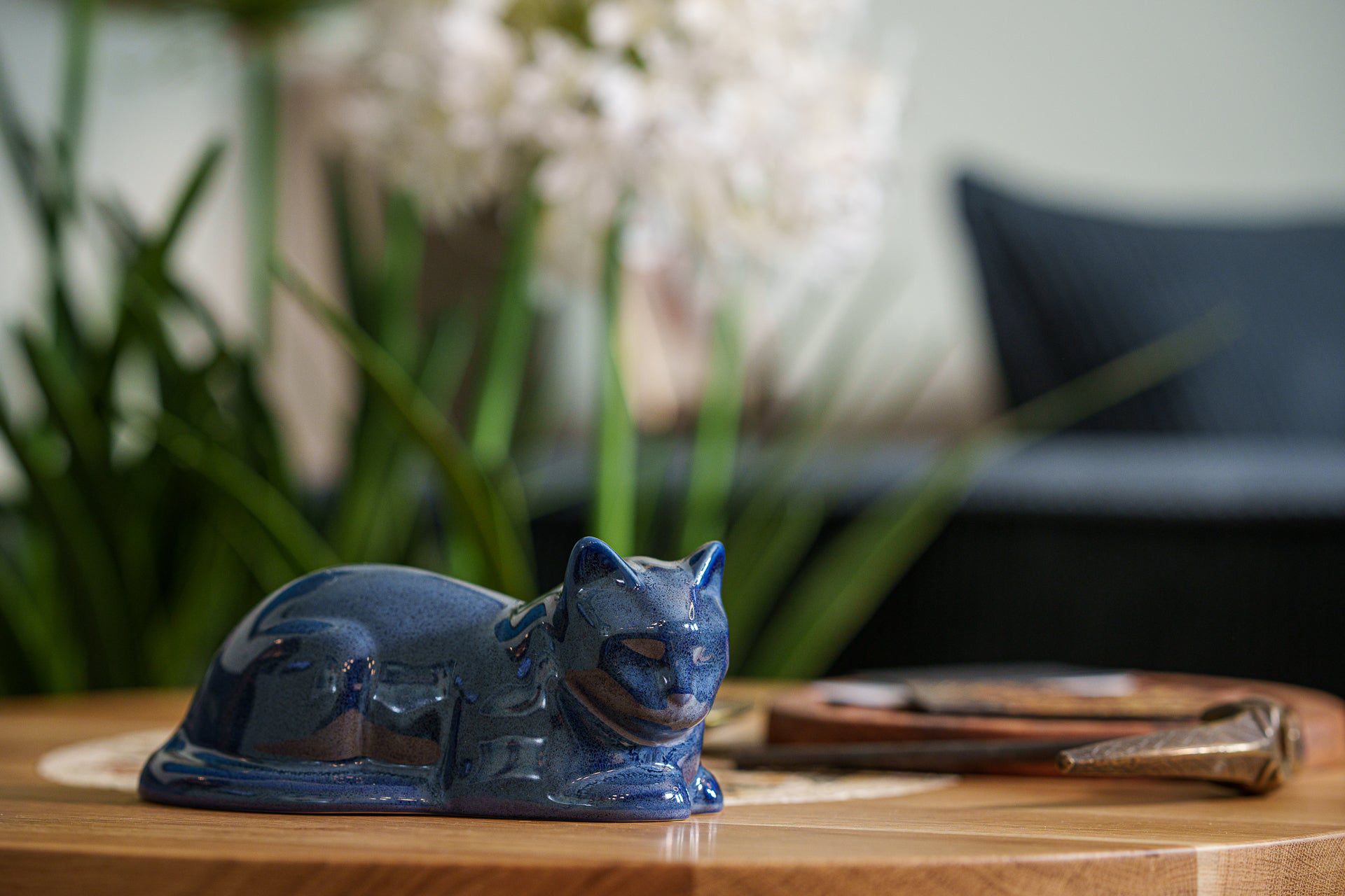 Mini Laying Cat Cremation Urn - Blue Melange | Ceramic Pet Urn - Pulvis Art Urns