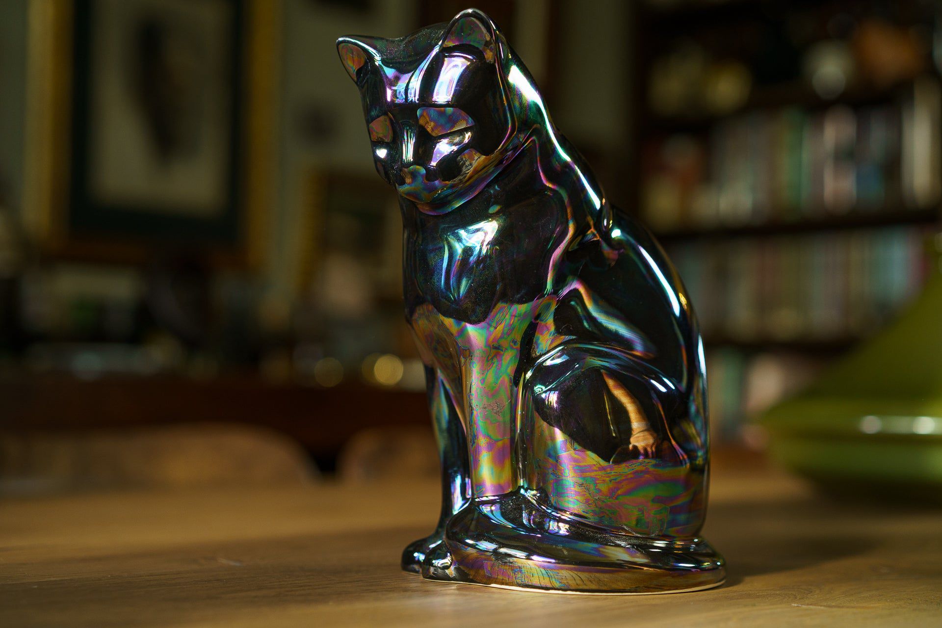 Neko Pet Urn for Ashes - Rainbow Black | Ceramic | Handmade Cat Urn - Pulvis Art Urns