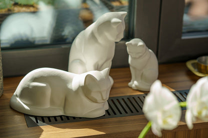 Neko Pet Urn for Ashes - White Matte | Ceramic | Handmade Cat Urn - Pulvis Art Urns