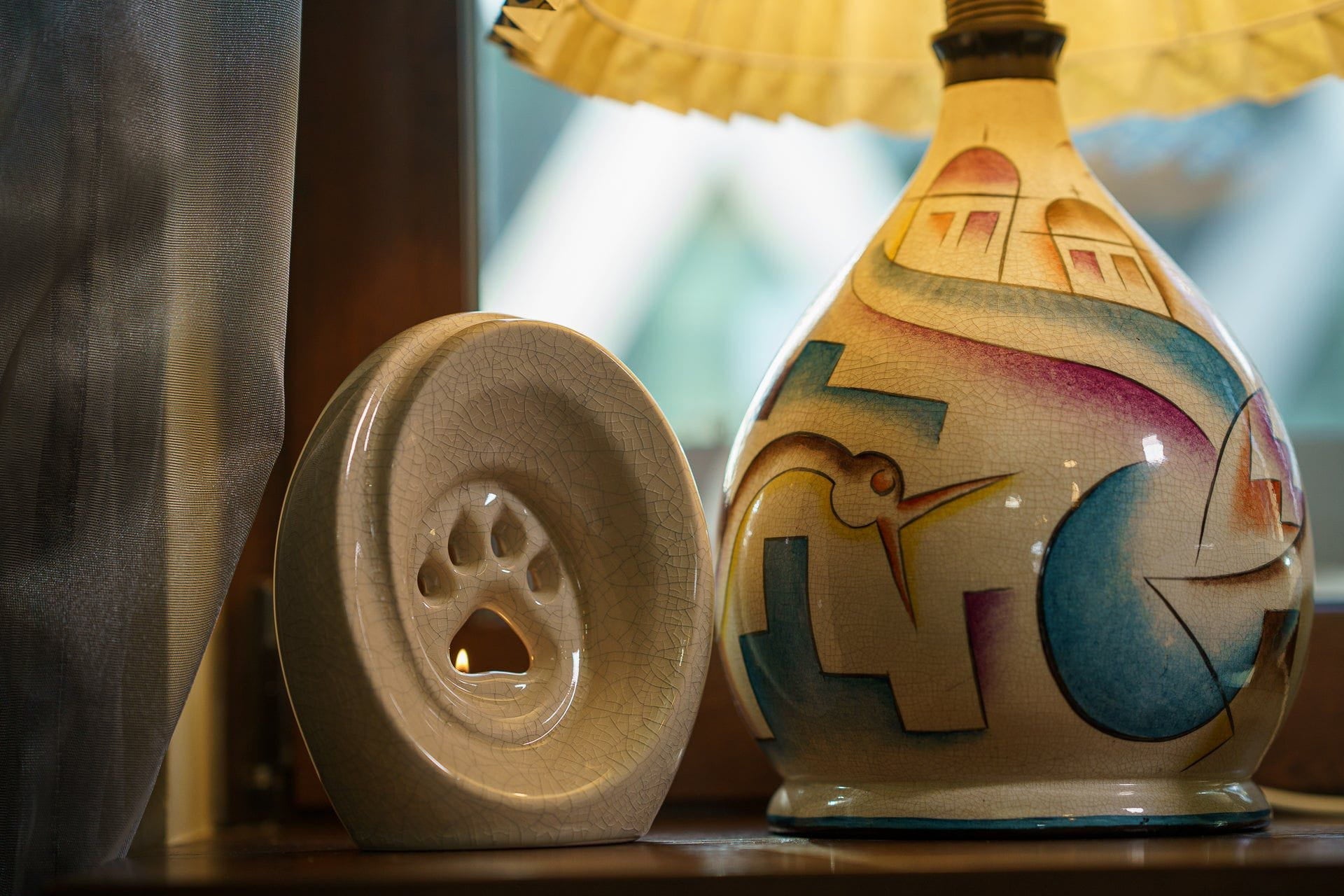 Paw Pet Urn for Ashes - Craquelure | Ceramic | Handmade Pet Urn - Pulvis Art Urns