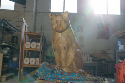 Wooden Cat Statue Memorial "Neko" - Genuine Walnut - Pulvis Art Urns