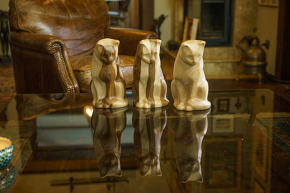 Wooden Pet Urn "Neko" - Pet Crematon Urn | Handmade - Pulvis Art Urns